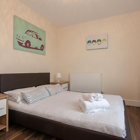 Casa Fresa Franks Serviced Accommodation 리버풀 외부 사진