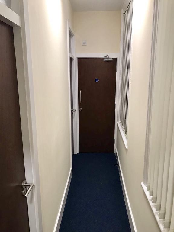 Casa Fresa Franks Serviced Accommodation 리버풀 외부 사진
