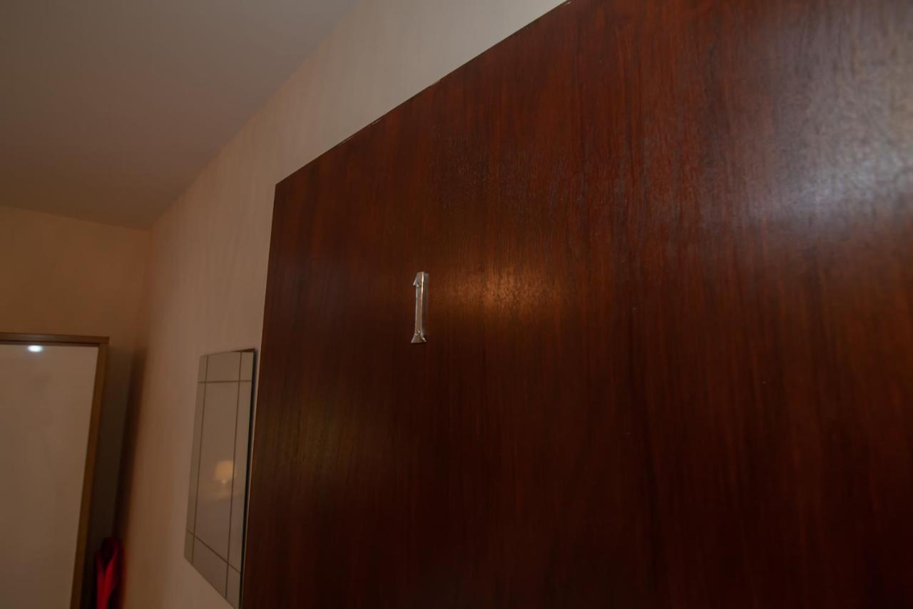 Casa Fresa Franks Serviced Accommodation 리버풀 외부 사진