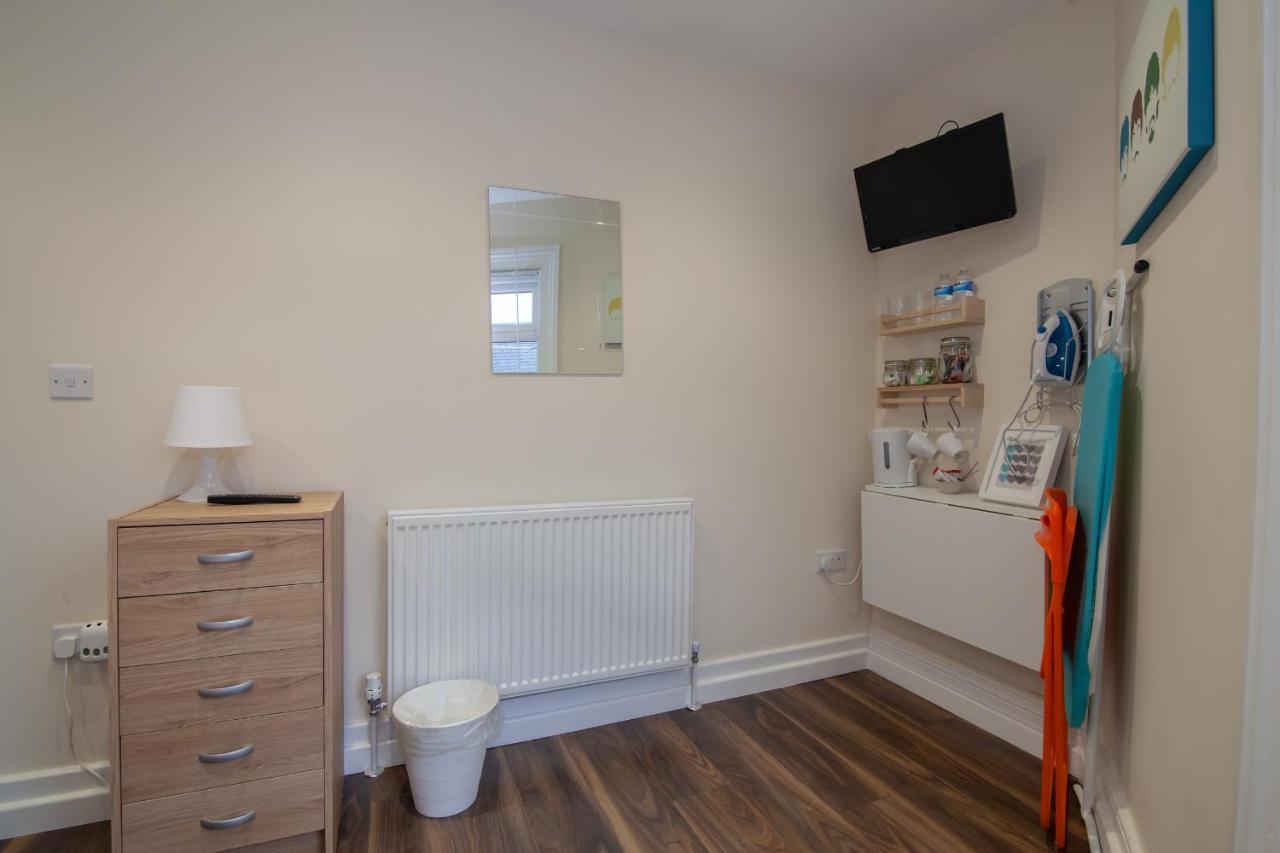 Casa Fresa Franks Serviced Accommodation 리버풀 외부 사진