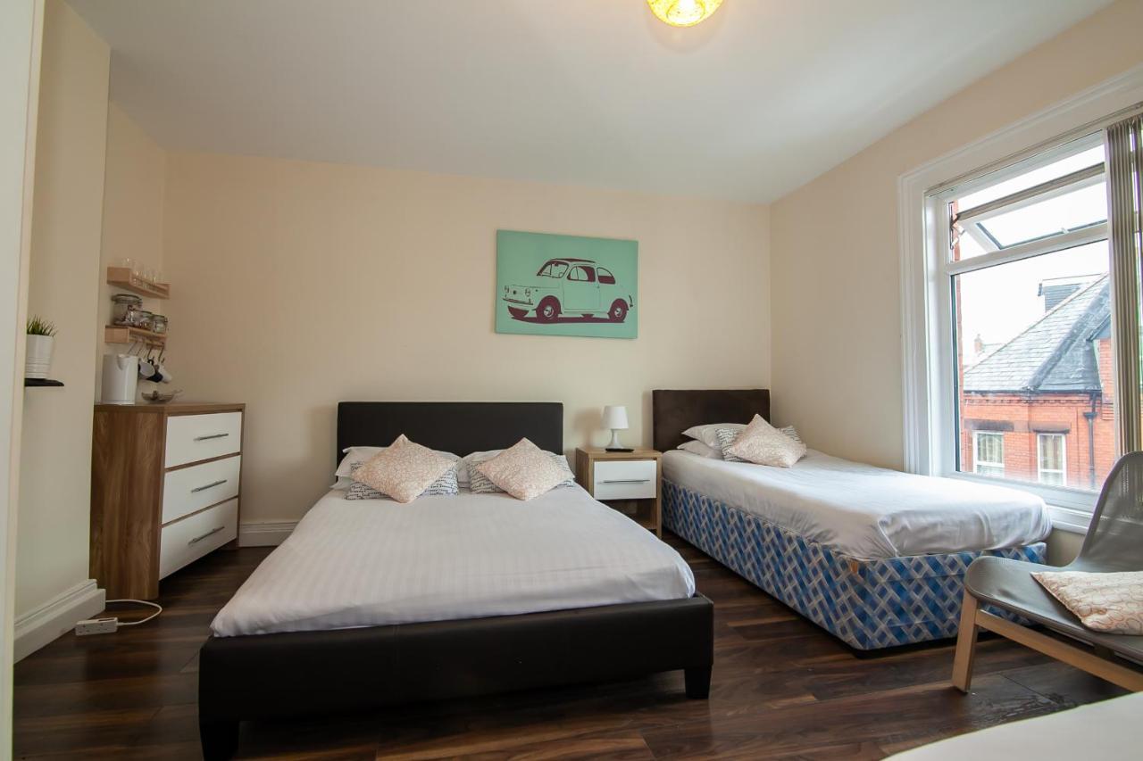 Casa Fresa Franks Serviced Accommodation 리버풀 외부 사진