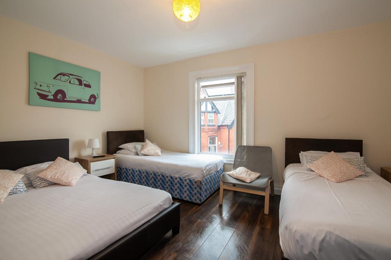 Casa Fresa Franks Serviced Accommodation 리버풀 외부 사진