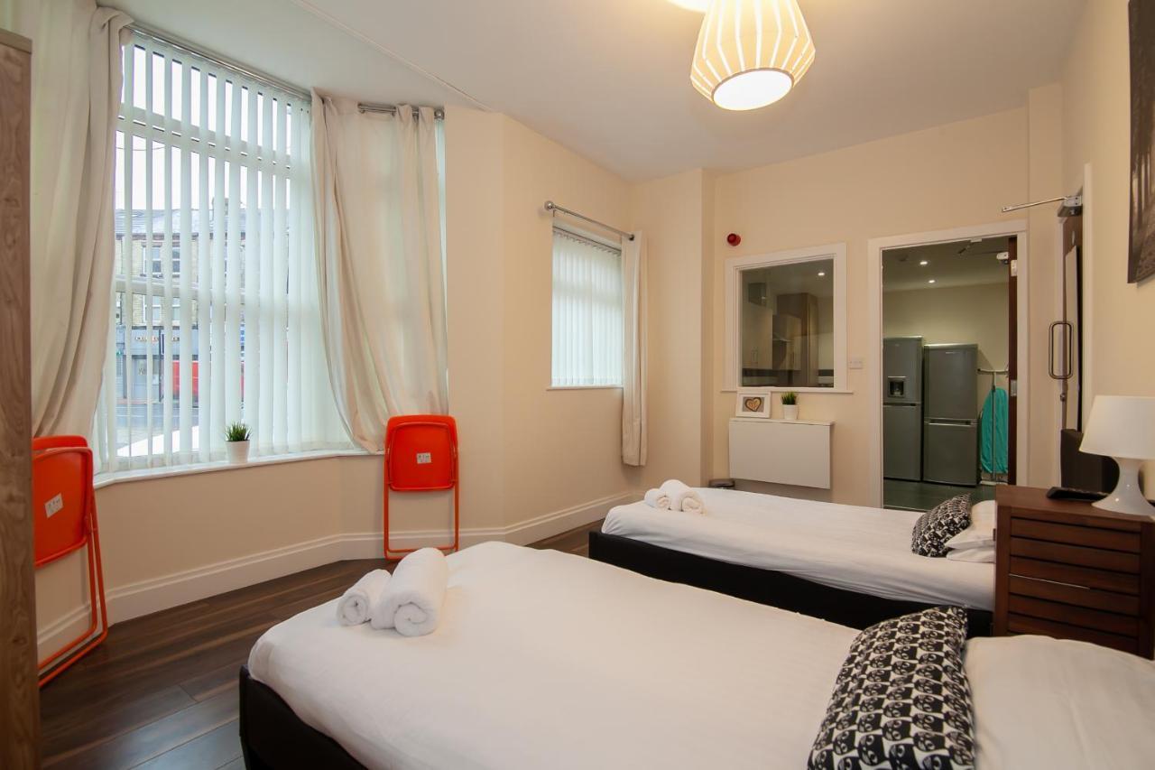 Casa Fresa Franks Serviced Accommodation 리버풀 외부 사진