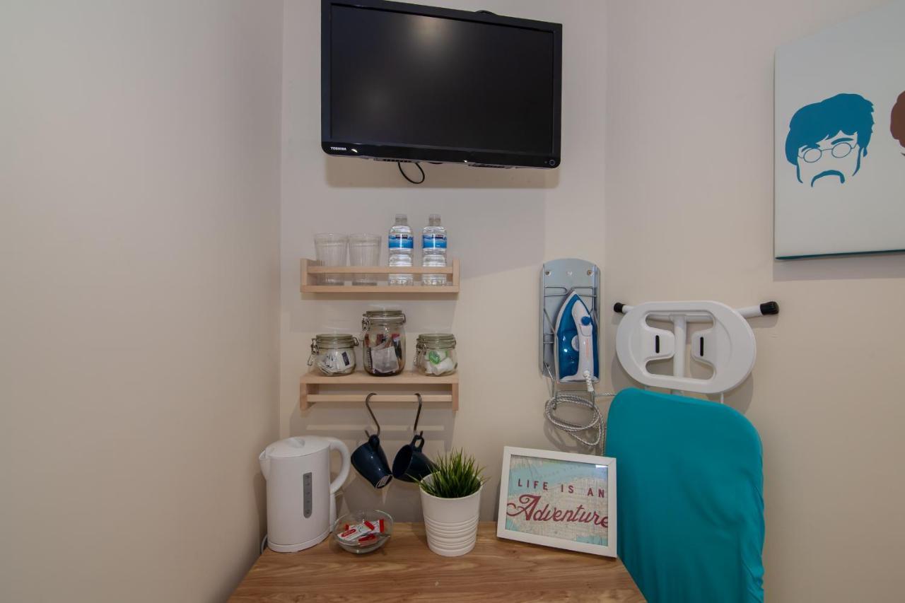 Casa Fresa Franks Serviced Accommodation 리버풀 외부 사진