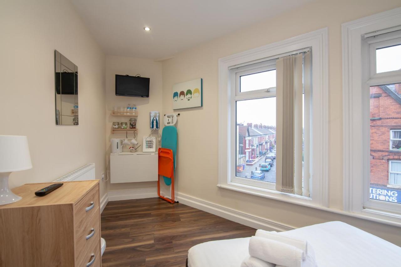 Casa Fresa Franks Serviced Accommodation 리버풀 외부 사진