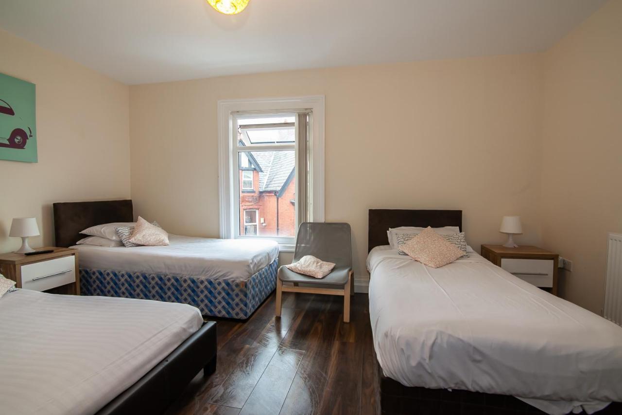 Casa Fresa Franks Serviced Accommodation 리버풀 외부 사진