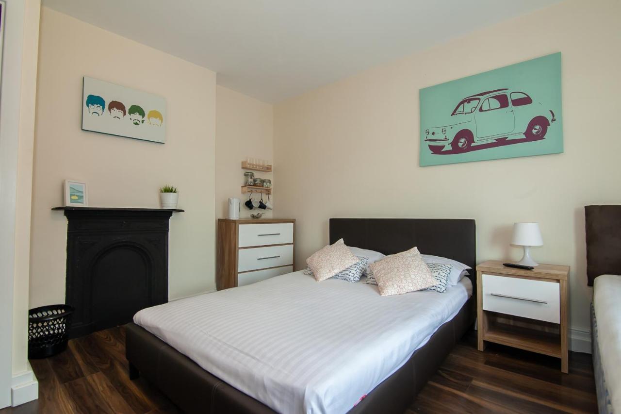 Casa Fresa Franks Serviced Accommodation 리버풀 외부 사진