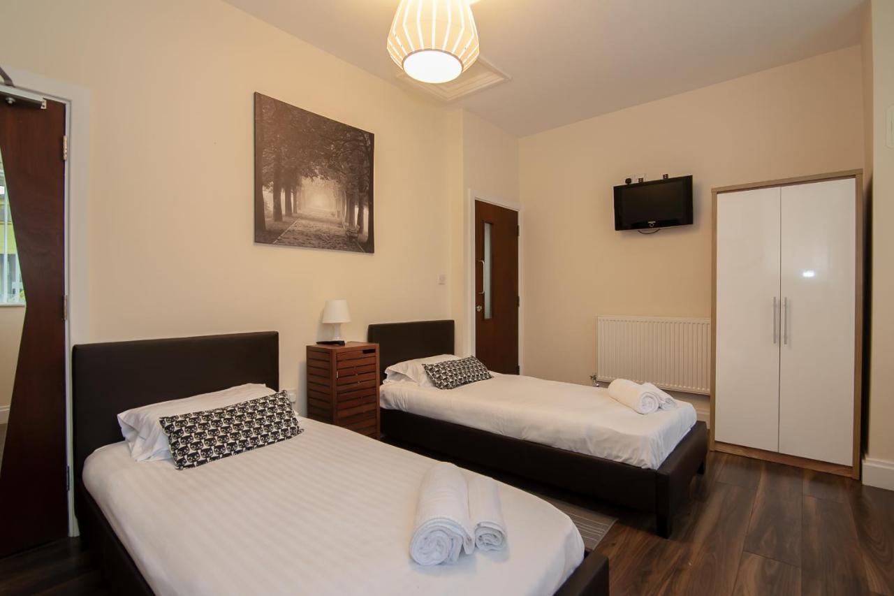 Casa Fresa Franks Serviced Accommodation 리버풀 외부 사진