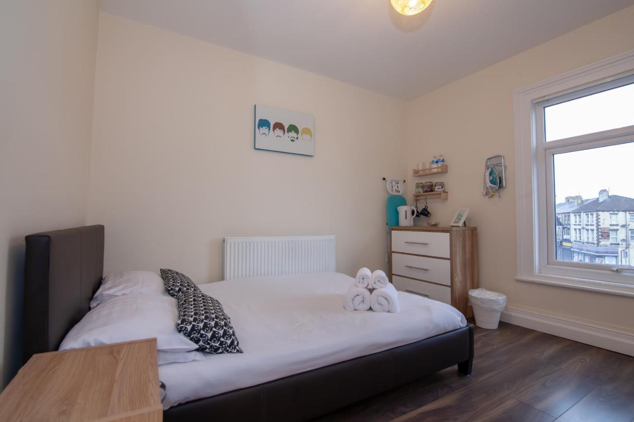 Casa Fresa Franks Serviced Accommodation 리버풀 외부 사진