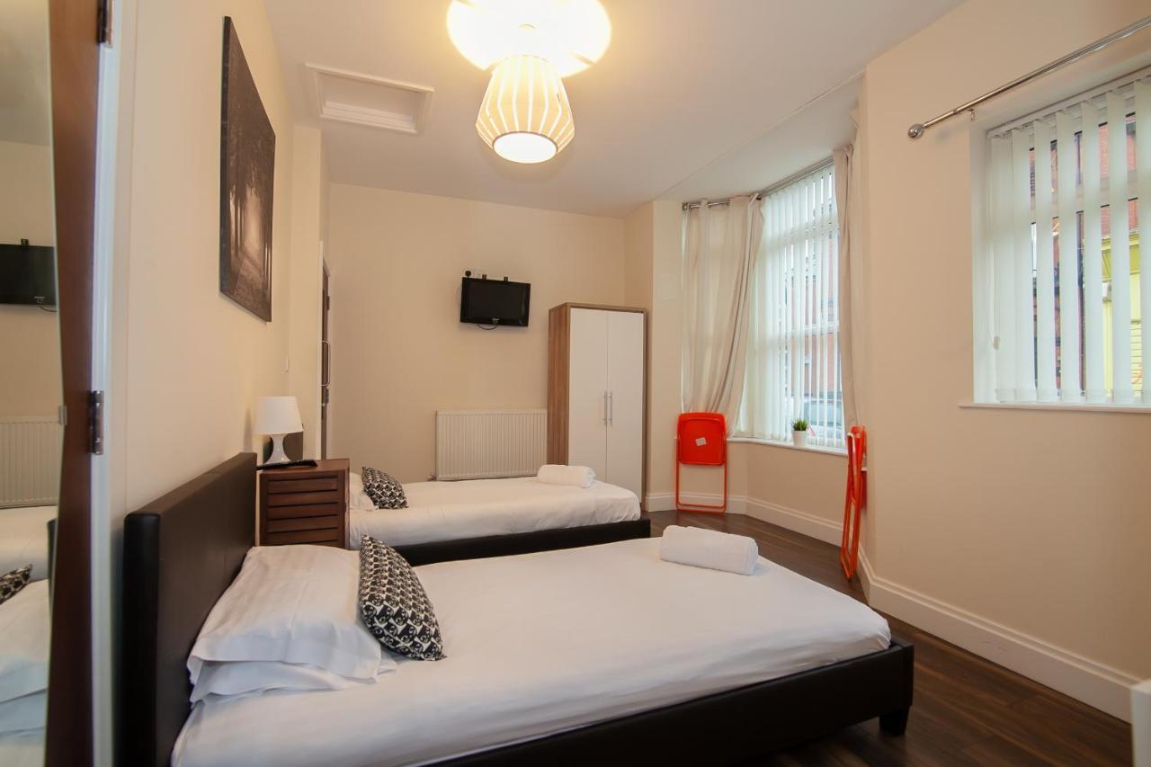 Casa Fresa Franks Serviced Accommodation 리버풀 외부 사진