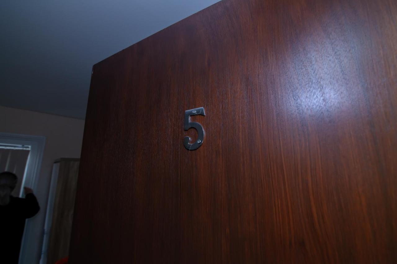Casa Fresa Franks Serviced Accommodation 리버풀 외부 사진